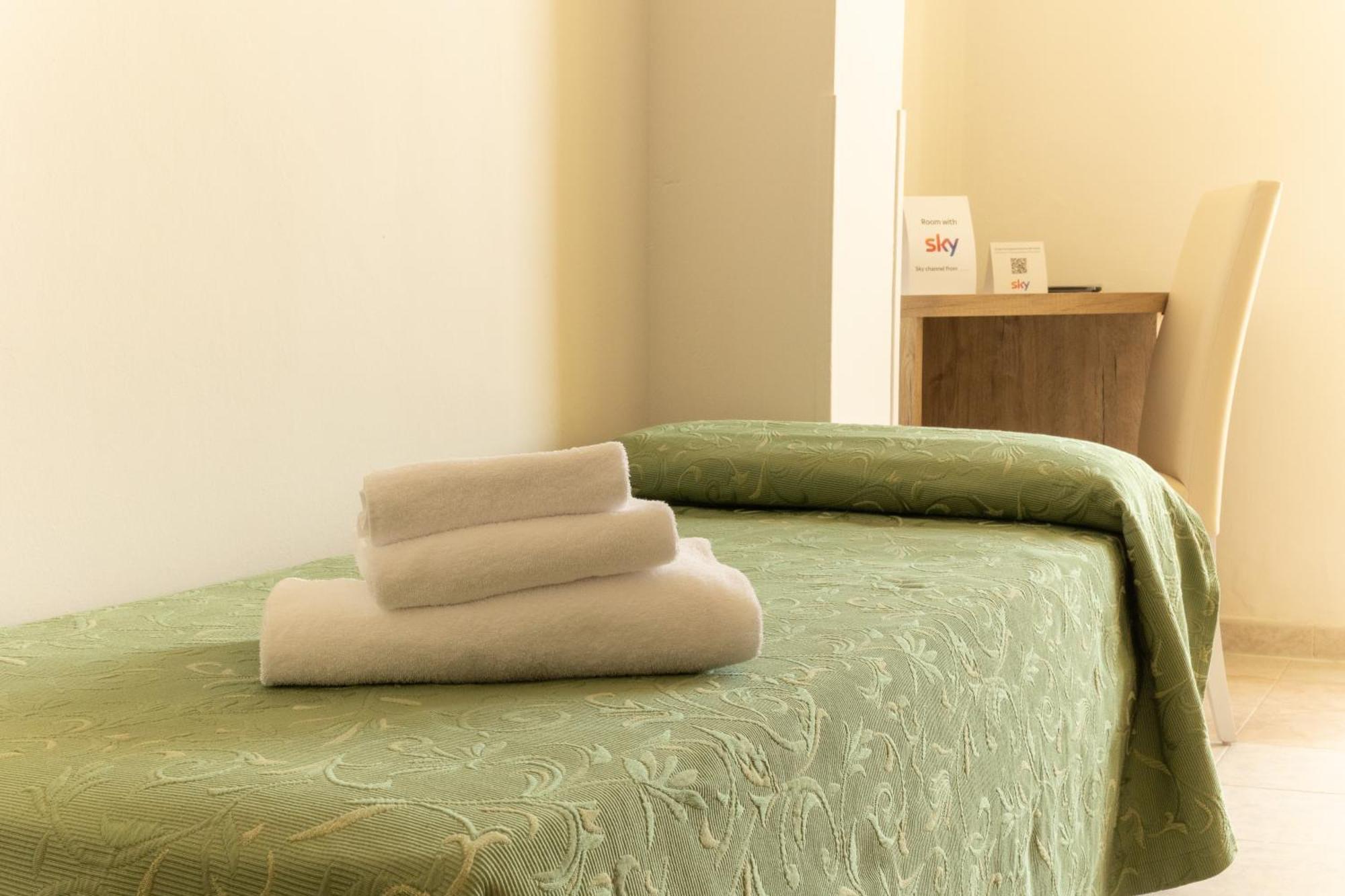Hotel Royal Cattolica Ngoại thất bức ảnh