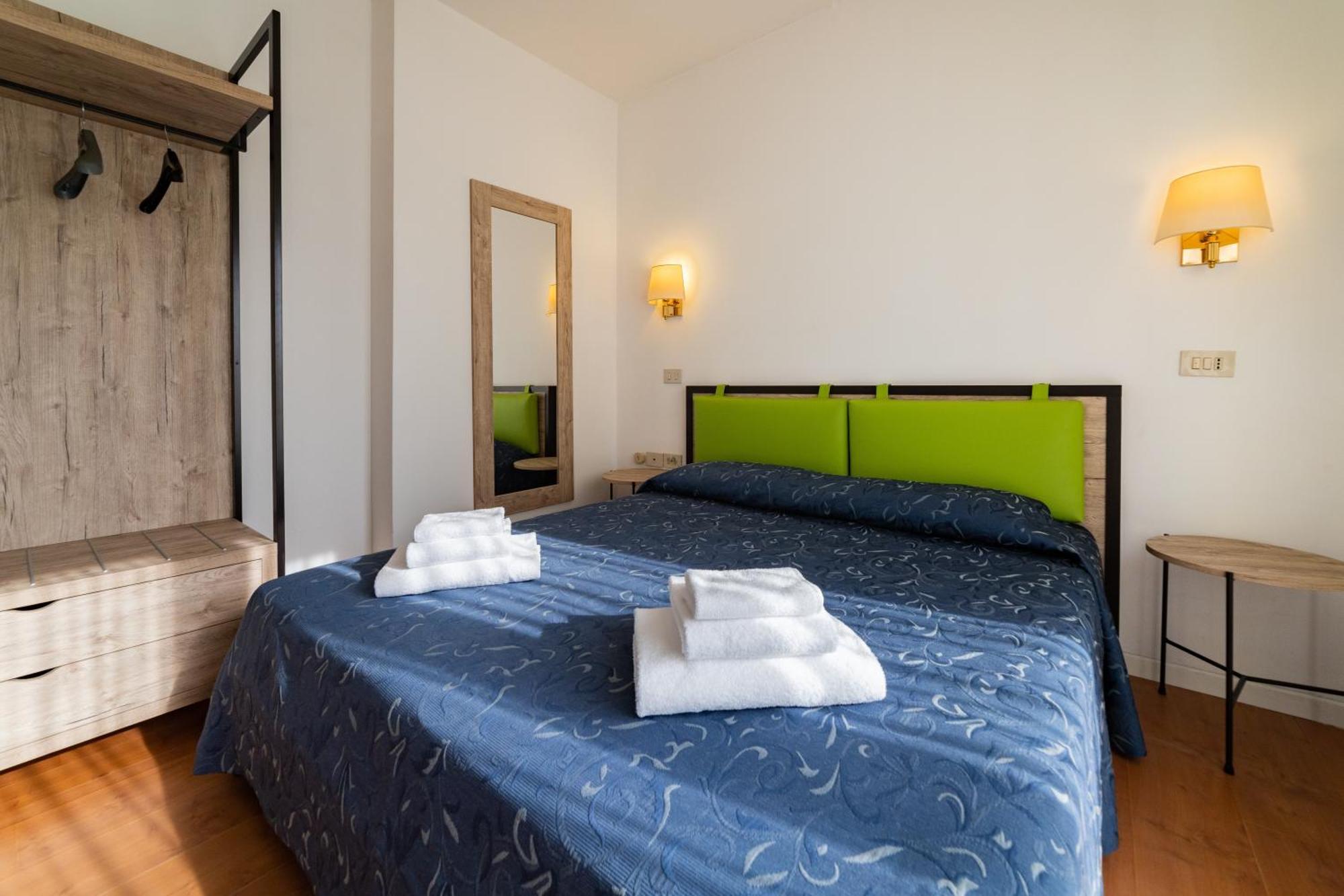 Hotel Royal Cattolica Ngoại thất bức ảnh