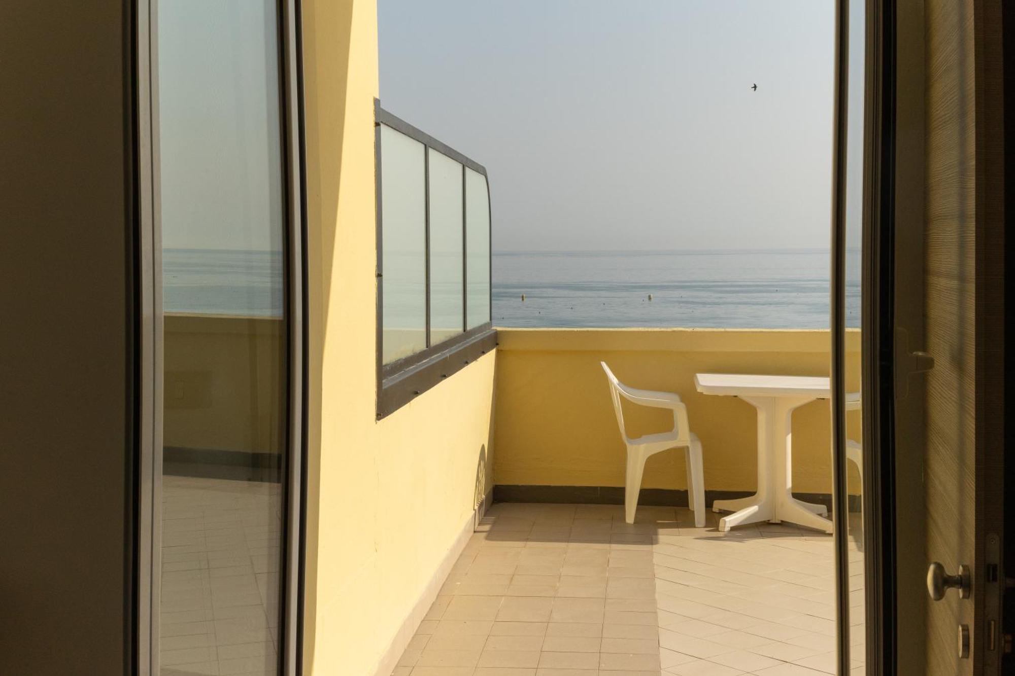 Hotel Royal Cattolica Ngoại thất bức ảnh