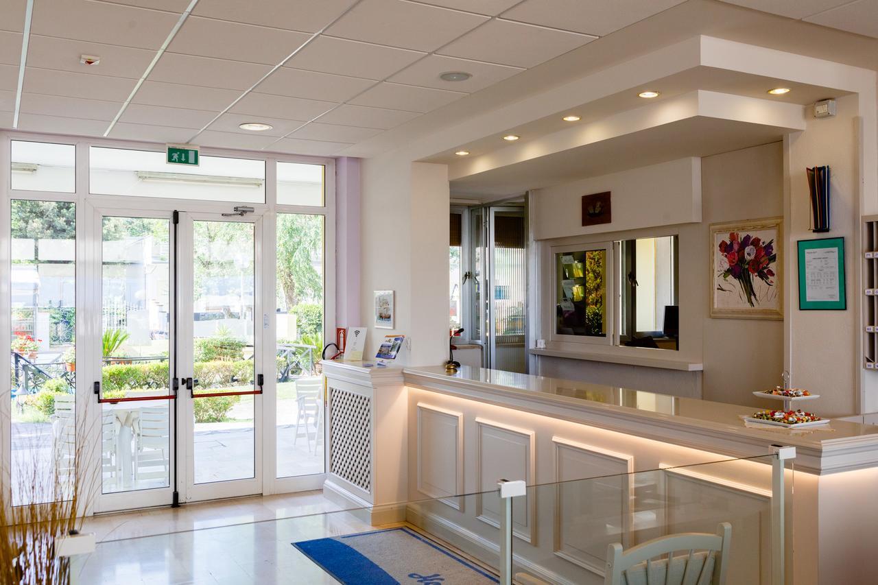 Hotel Royal Cattolica Ngoại thất bức ảnh